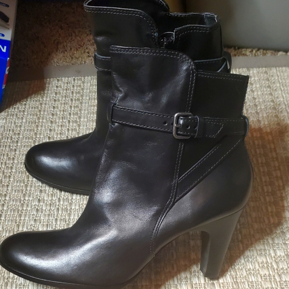 Antonio Melani Boots